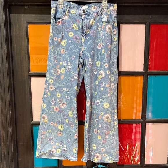 easel Denim - Easel Blue Floral Jeans